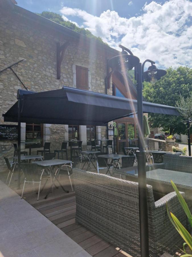 Auberge De Motz ภายนอก รูปภาพ
