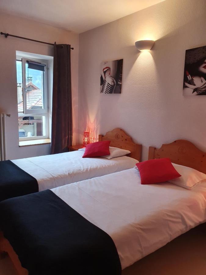 Auberge De Motz ภายนอก รูปภาพ